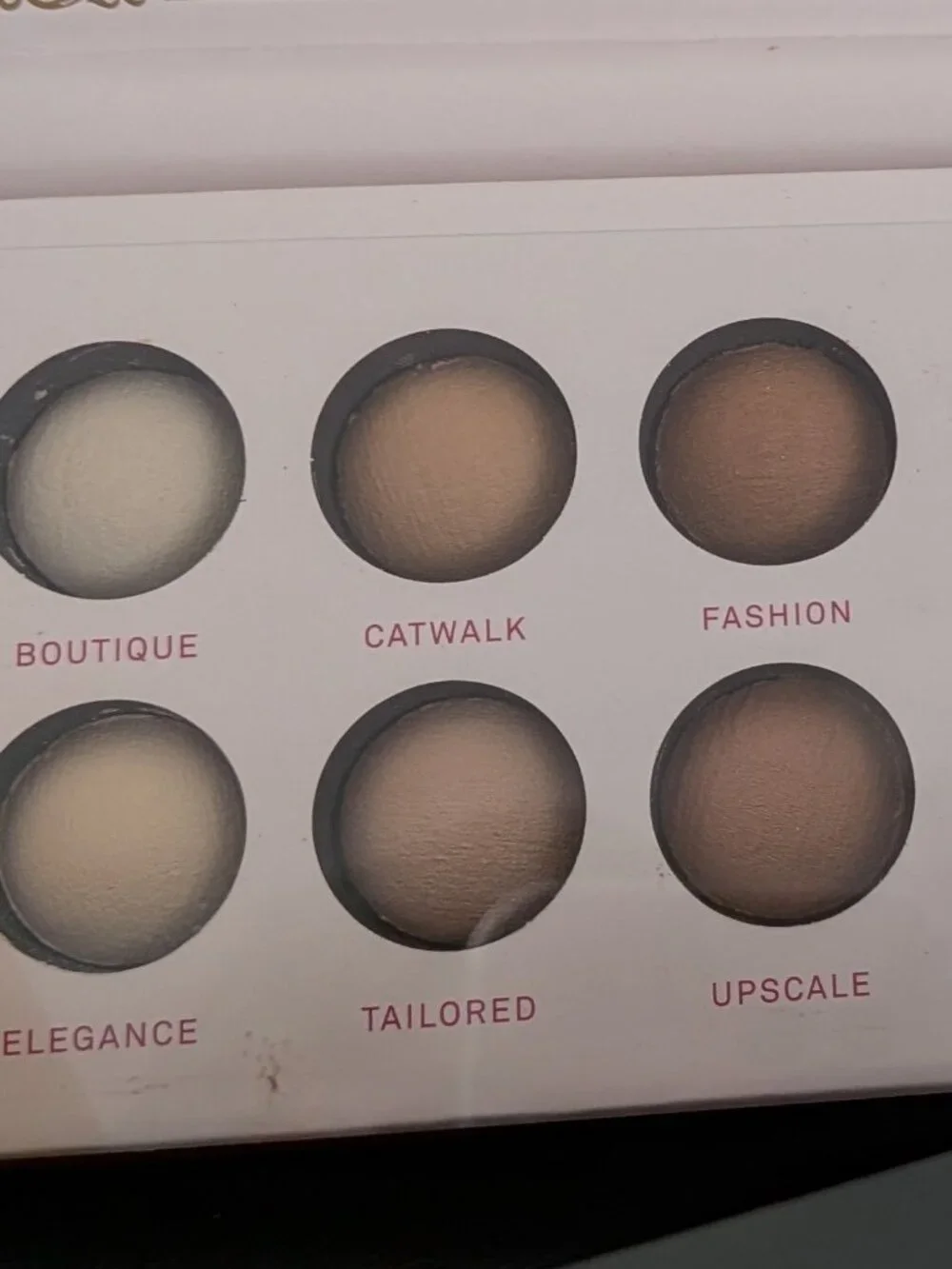 14 Eyeshadow Palette plus Eyeshadow Brush